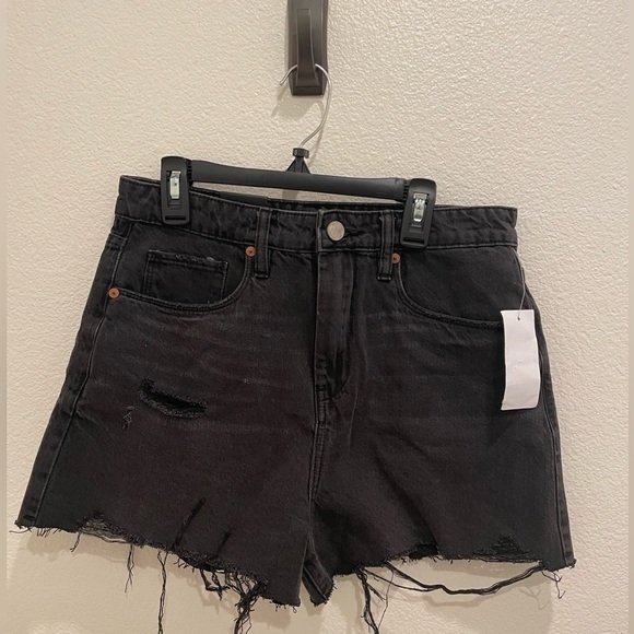 Blank NYC Pants - NWT Blank NYC Women’s Black Shorts High Rise Ribcage Short Size 27​​​​​​​